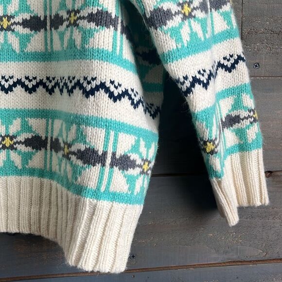 NWOT American Eagle AE Size M Oversized Fairisle Chunky Mock Neck Sweater - Picture 5 of 10